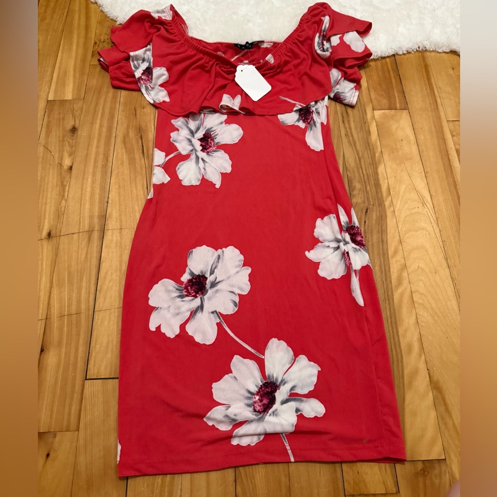 Sabora Red Floral Mini Dress